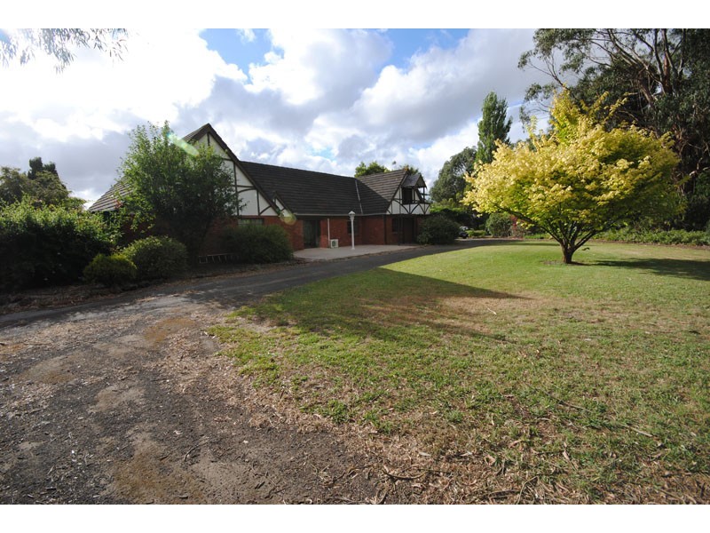 136 Cave Hill Road, Heywood VIC 3304