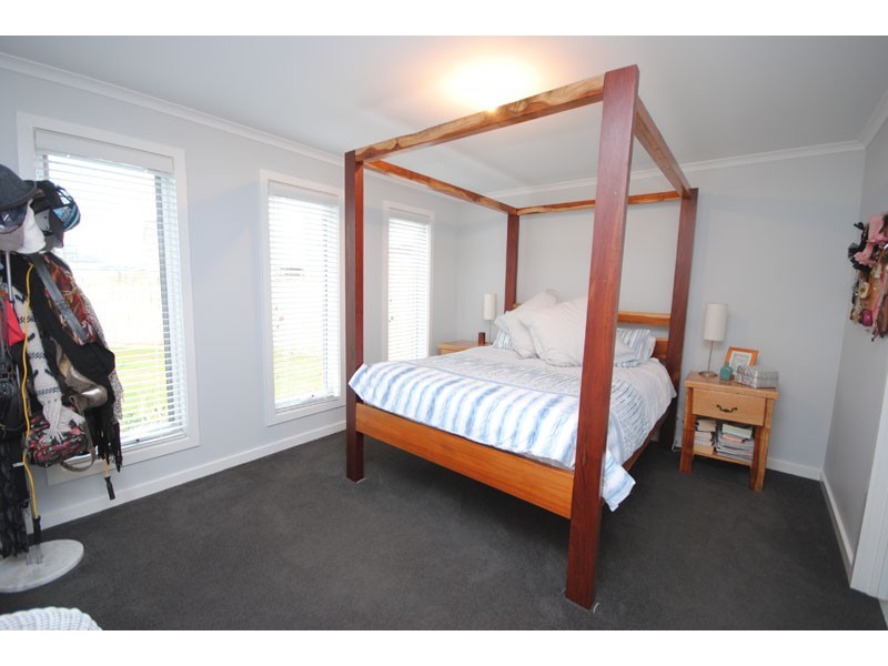 10 Aquarius Court, Portland VIC 3305