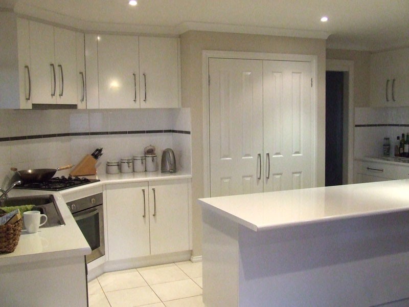 6 Aquarius Court, Portland VIC 3305