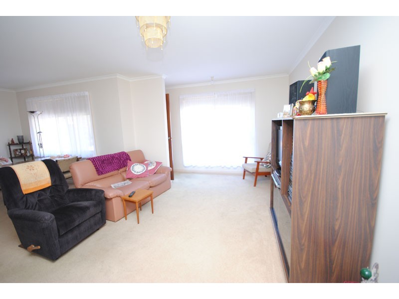 9 Juliani Place, Portland VIC 3305