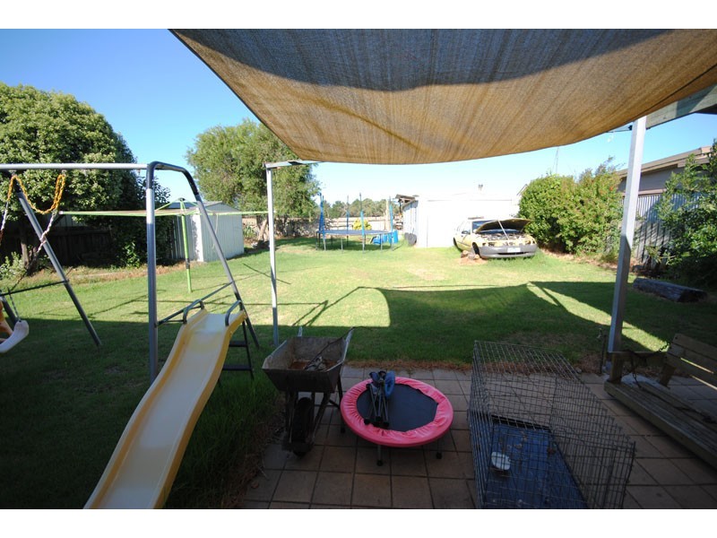 96 Lindsay Road, Dartmoor VIC 3304