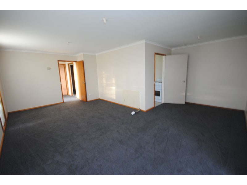 73 Lindsay Street, Heywood VIC 3304