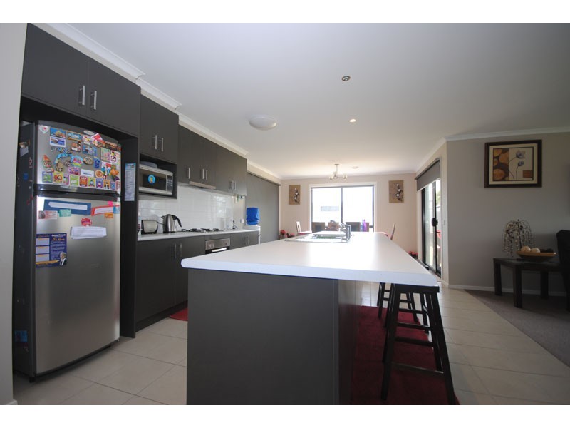 4 Madeira Close, Portland VIC 3305