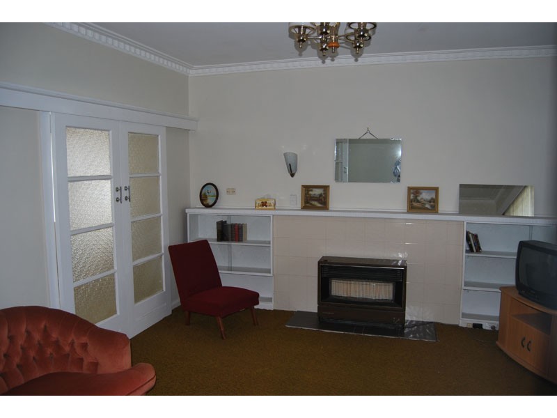 11 Sutton Avenue, Portland VIC 3305
