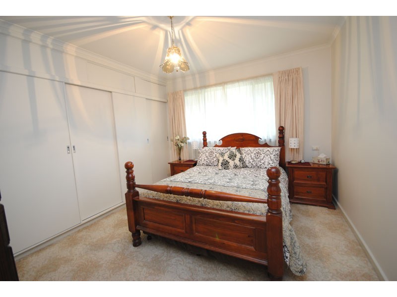 17 Urquhart Street, Dartmoor VIC 3304