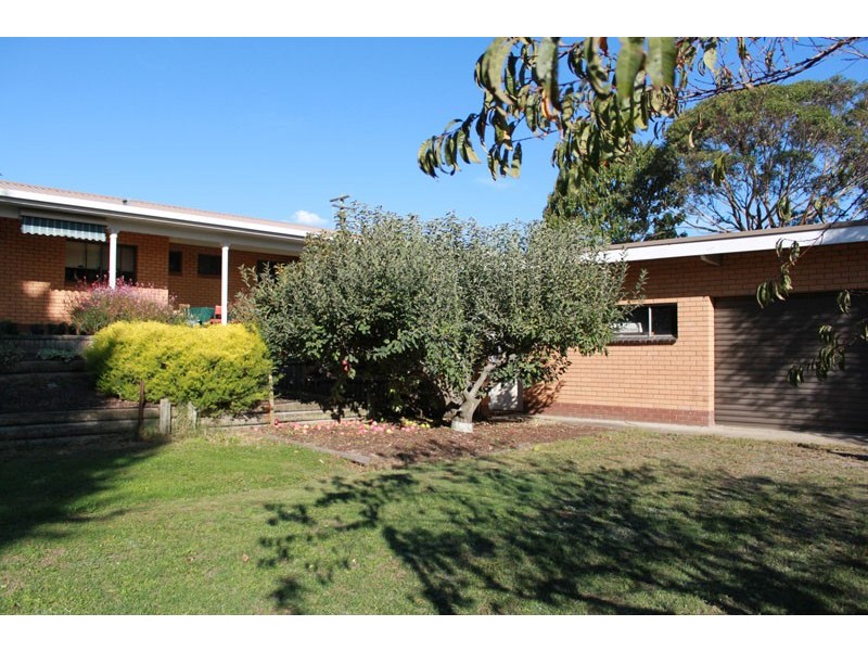 17 Urquhart Street, Dartmoor VIC 3304