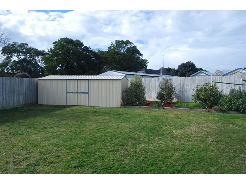 11 Donegal Court, Portland VIC 3305