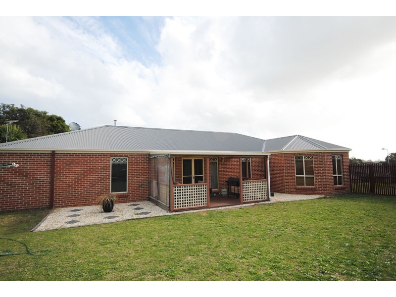 11 Donegal Court, Portland VIC 3305
