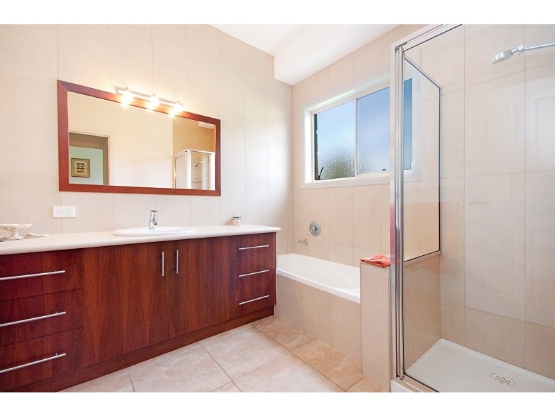 137 Crowes Road, Portland VIC 3305