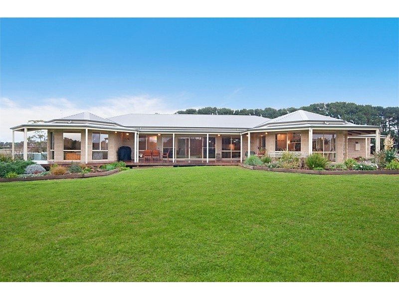 137 Crowes Road, Portland VIC 3305