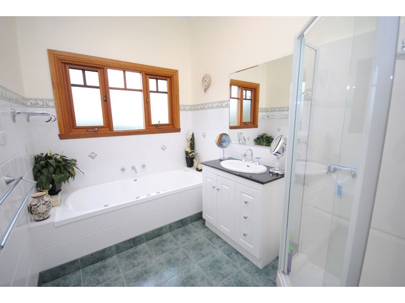 52 Greenham Street, Dartmoor VIC 3304
