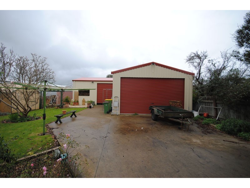 52 Greenham Street, Dartmoor VIC 3304