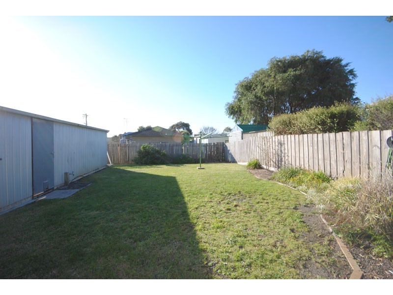 2 Lowan Court, Portland VIC 3305