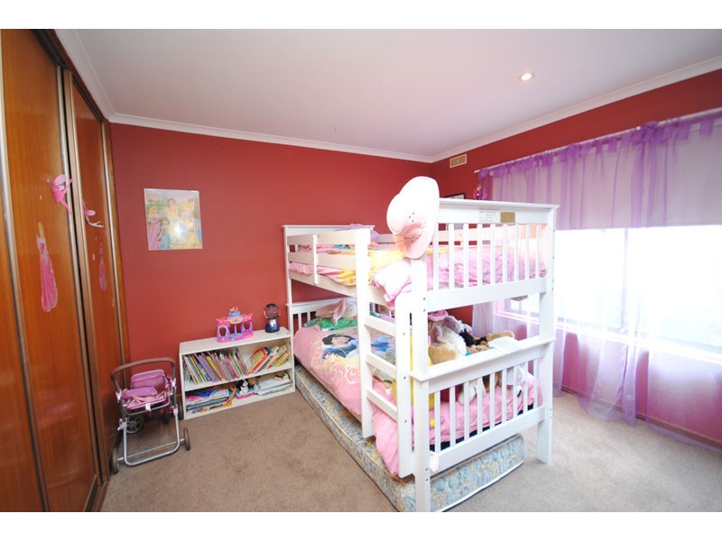 74  Scott Street, Heywood VIC 3304