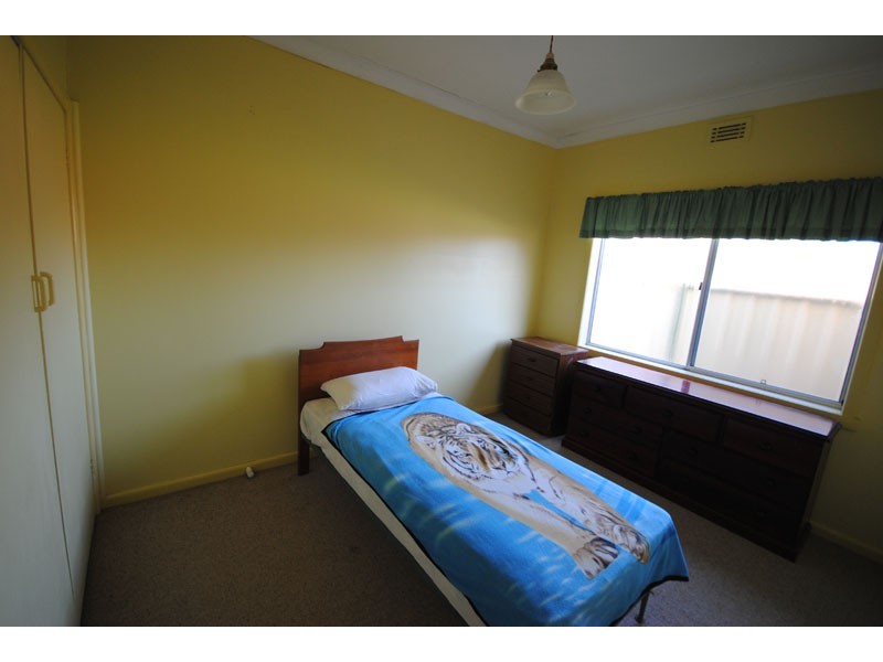 1 Cameron Street, Heywood VIC 3304