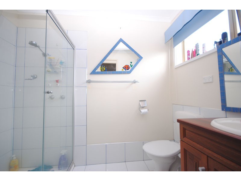 2/297 Hanlon Parade, Portland VIC 3305