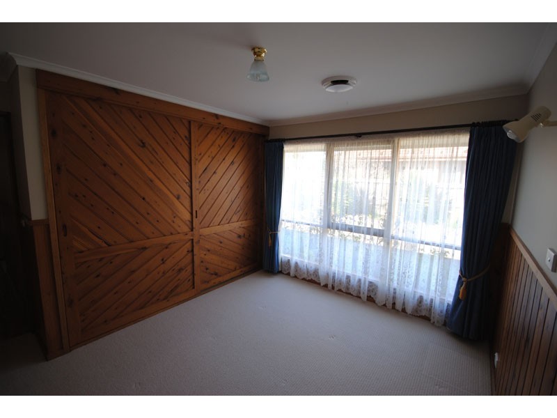 14 Robins Avenue, Portland VIC 3305