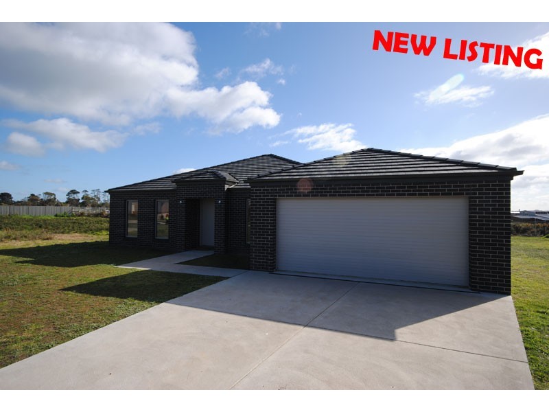 11 Madeira Close, Portland VIC 3305