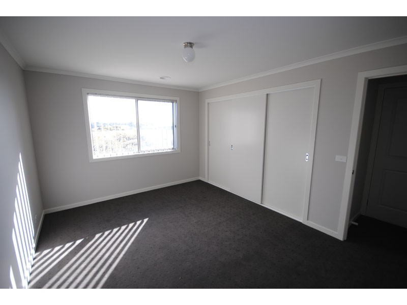 11 Madeira Close, Portland VIC 3305