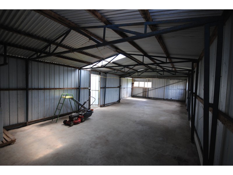 34 Barclay Street, Heywood VIC 3304