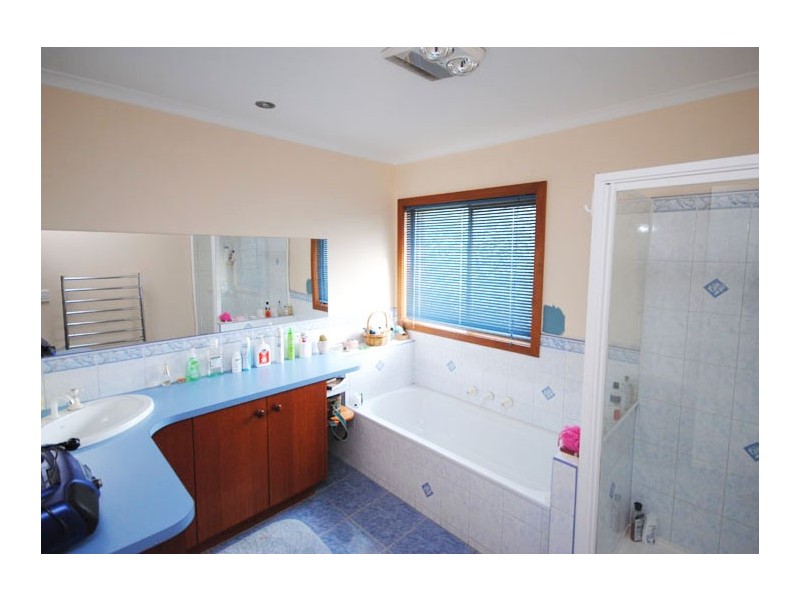 10 Madeira Packet Road, Portland VIC 3305