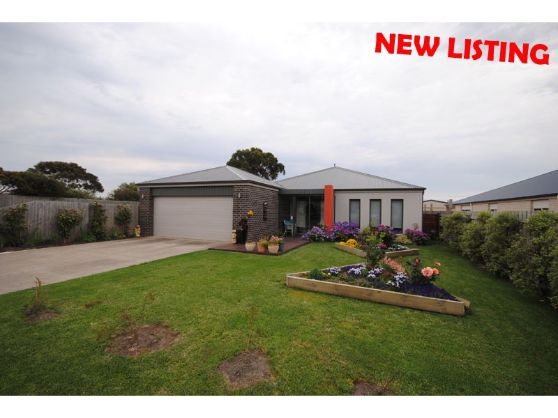 64 Learmonth Street, Portland VIC 3305