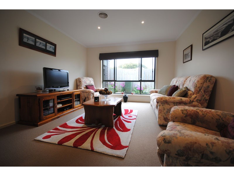 64 Learmonth Street, Portland VIC 3305