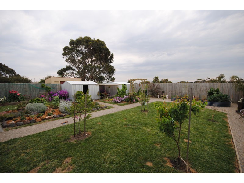 64 Learmonth Street, Portland VIC 3305