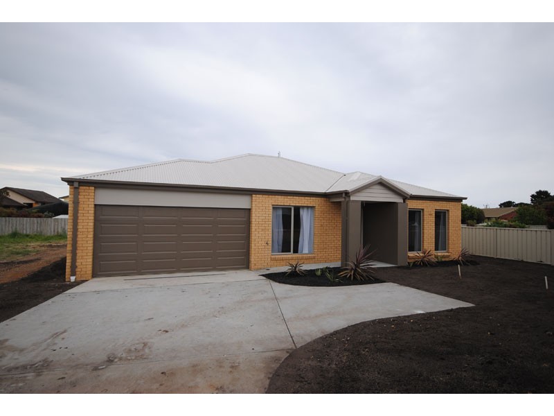2/10 Wannon Street, Portland VIC 3305