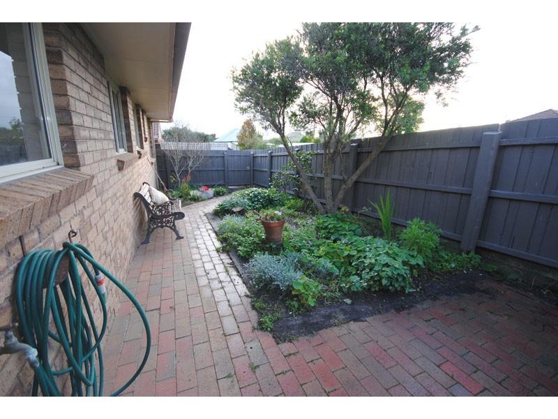 12 Juliani Place, Portland VIC 3305