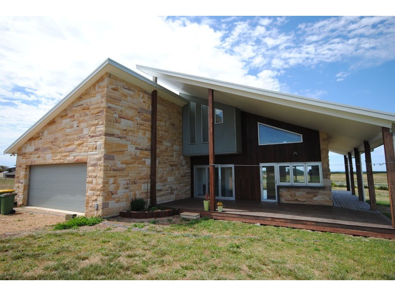 11 Puddys Lane, Narrawong VIC 3285