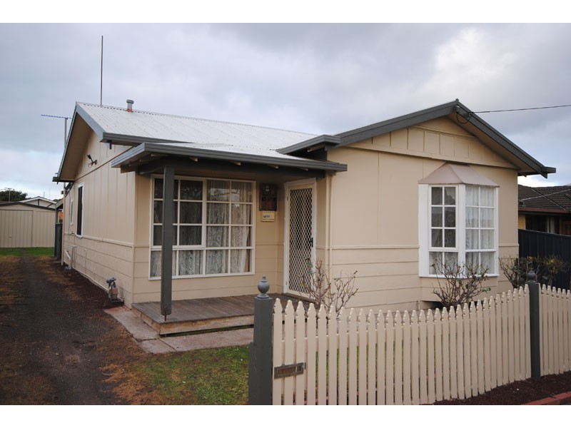 10 Clarke Street, Portland VIC 3305