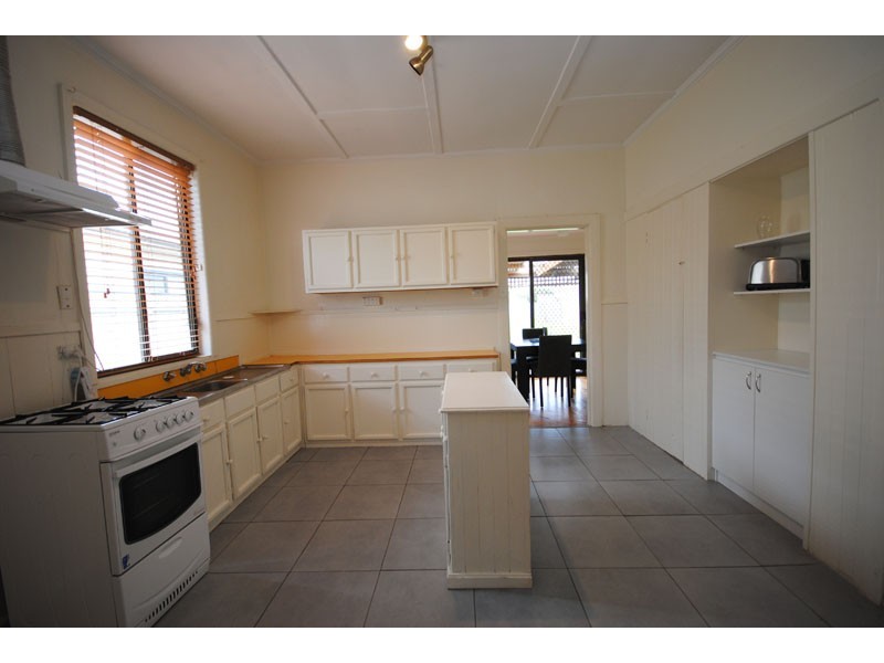 10 Clarke Street, Portland VIC 3305
