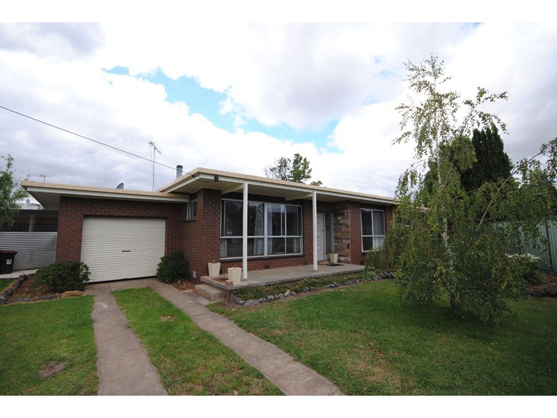 7 Darling Street, Heywood VIC 3304