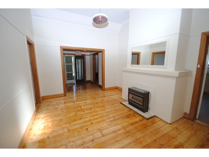 102 Hurd Street, Portland VIC 3305