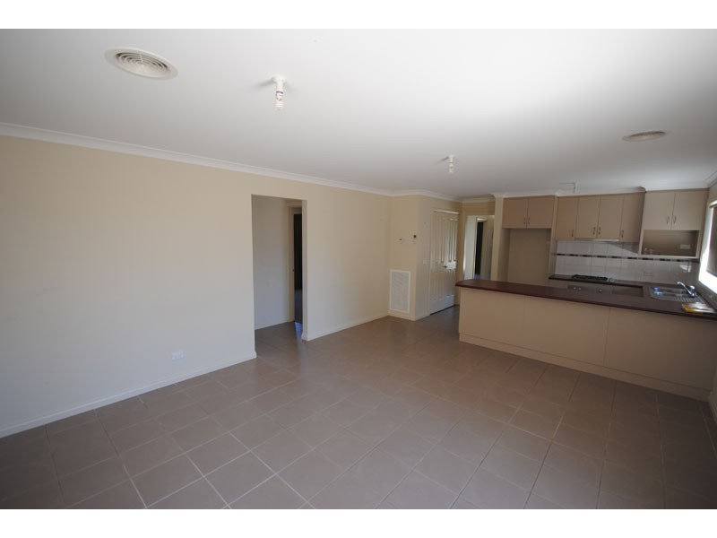 2/28 Oswald Street, Portland VIC 3305