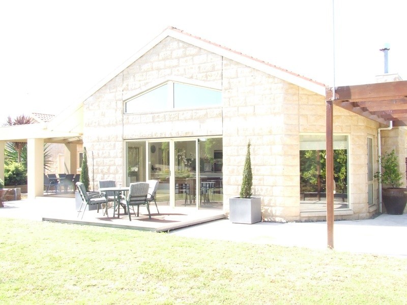 64 Kerrs Road, Portland VIC 3305