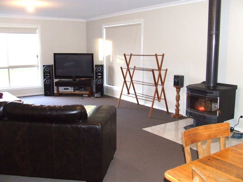 6 Aquarius Court, Portland VIC 3305