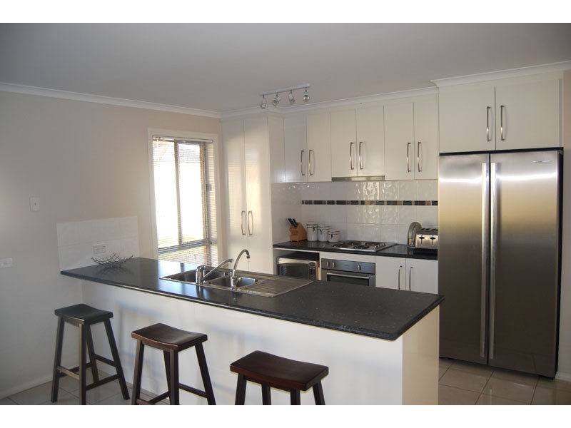 5 Aquarius Court, Portland VIC 3305