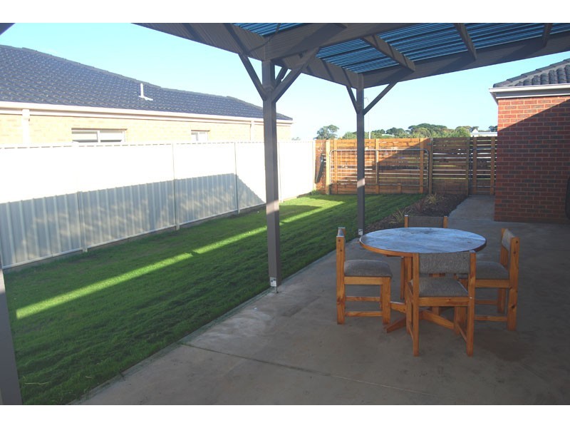 5 Aquarius Court, Portland VIC 3305