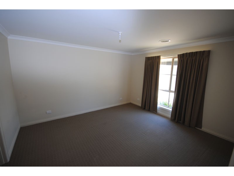 2/28 Oswald Street, Portland VIC 3305