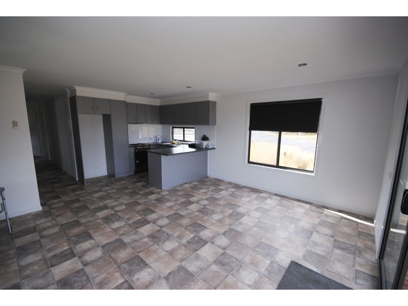 361 Hanlon Parade, Portland VIC 3305