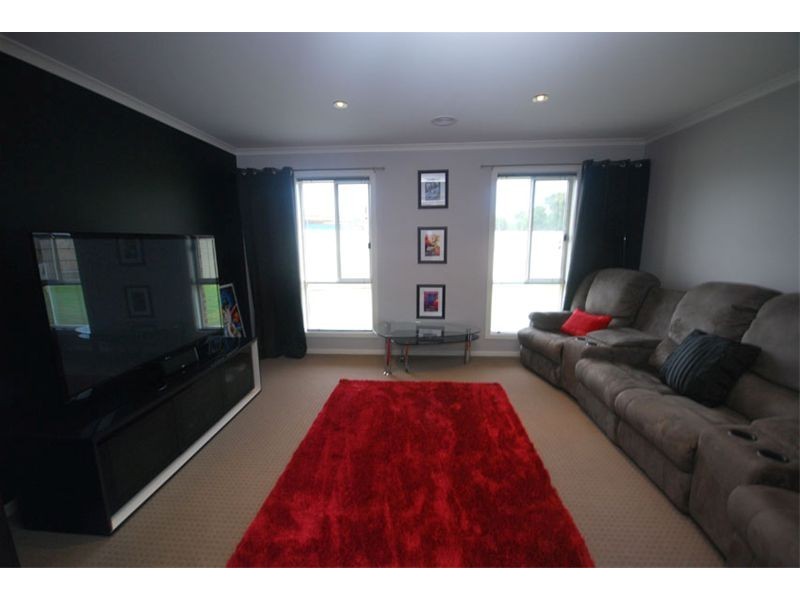 28 Madeira Close, Portland VIC 3305