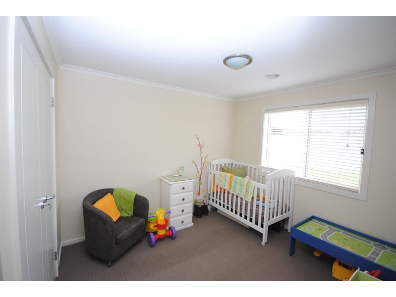 28 Madeira Close, Portland VIC 3305