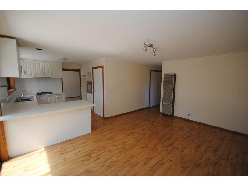 34 Tamora Crescent, Portland VIC 3305