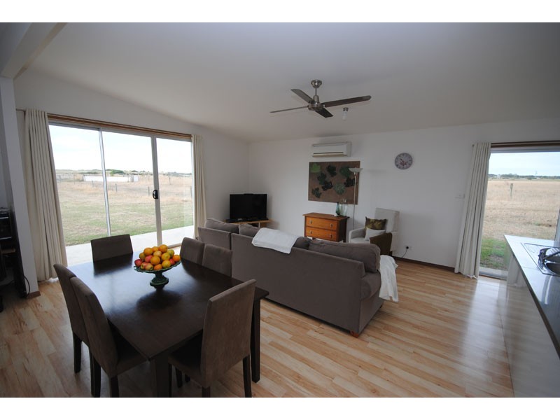 42 Snapper Point, Portland VIC 3305