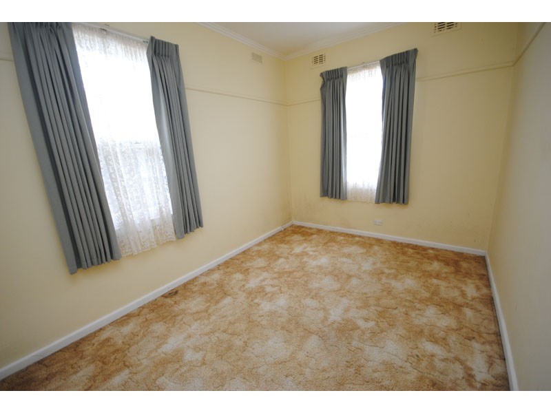14 Cameron Street, Heywood VIC 3304