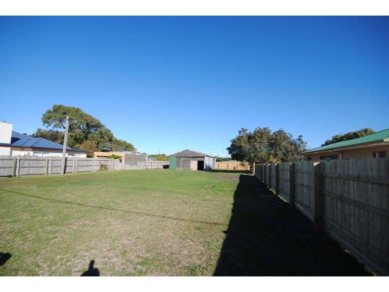 211 Edgar Street, Portland VIC 3305