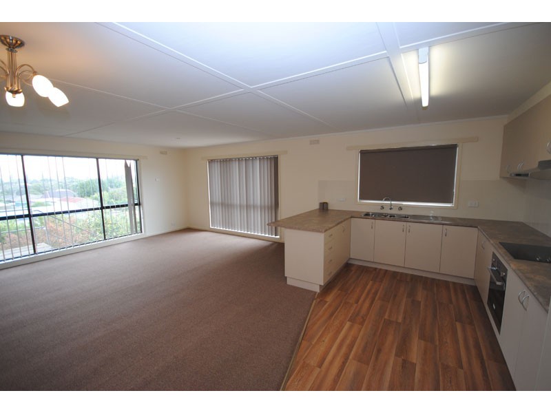 6/98 Must Street, Portland VIC 3305
