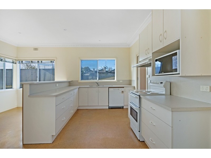 1 Cameron Street, Heywood VIC 3304